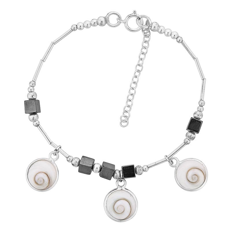 Bracelet en argent avec pierres noires et oeil de sainte lucie