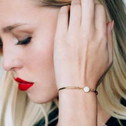 Bracelet doré semi-rigide POSBC221